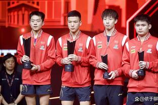 赢球赢人心！14岁中国国少球员撞倒16岁日本球员，友好上前拉起